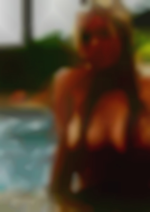 Single horny girls